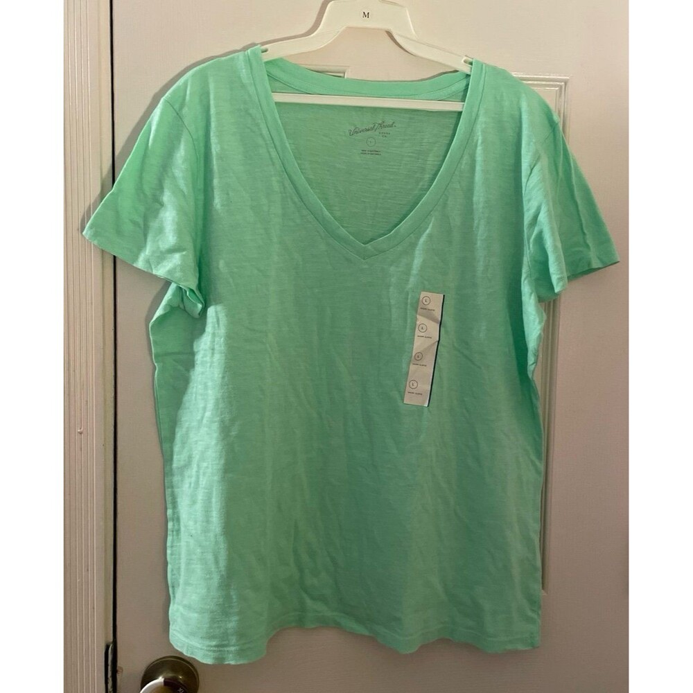 Universal Thread Lime Green V-neck short sleeve shirt large NWT